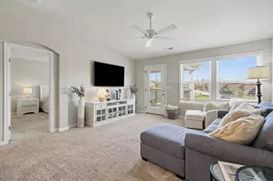 2504 Crosshill Dr, Crescent Springs, KY 41017 - Photo 3