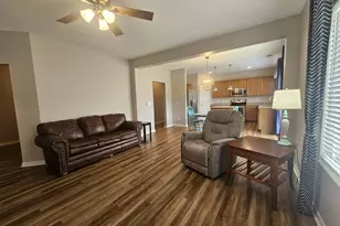 2016 Dawns Light Rd, Union, KY 41091 - Photo 5