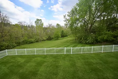 2081 Blankenbecker Drive, Florence, KY 41042 - Photo 9