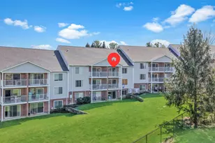 19 Carriage House Dr, Fort Thomas, KY 41075 - Photo 5