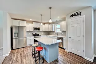 2402 Wernz Dr, Hebron, KY 41048 - Photo 15