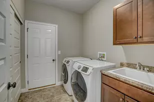 1928 Tanners Cove Rd, Hebron, KY 41048 - Photo 15