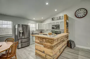 263 Redwood Dr, Dry Ridge, KY 41035 - Photo 7