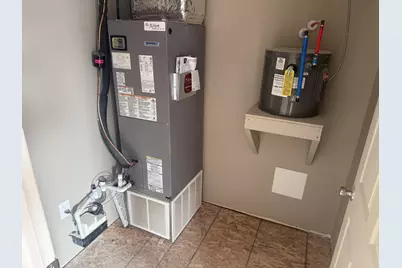 7730 Us-42 #D, Florence, KY 41042 - Photo 9