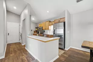 42 Rio Grande Cir, Florence, KY 41042 - Photo 7