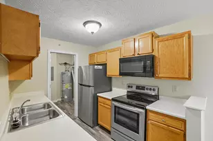 701 Napa Valley Ln, Crestview Hills, KY 41017 - Photo 3