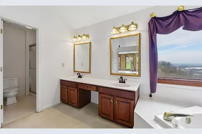 1 Colonel Pointe Drive, Newport, KY 41076 - Photo 27