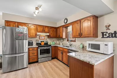 8182 N Dilcrest Circle, Florence, KY 41042 - Photo 7