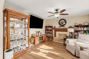 8182 N Dilcrest Cir, Florence, KY 41042 - Photo 3