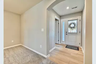 2501 Crosshill Drive, Crescent Springs, KY 41017 - Photo 5