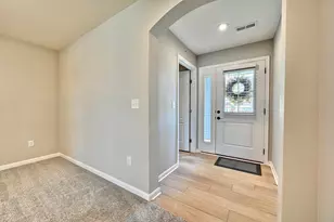 2501 Crosshill Dr, Crescent Springs, KY 41017 - Photo 5