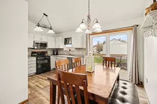 5588 Strike the Gold Dr, Burlington, KY 41005 - Photo 7