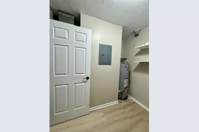 410 Lakeview Drive #11, Wilder, KY 41071 - Photo 15