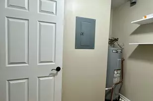 410 Lakeview Dr, Wilder, KY 41071 - Photo 15