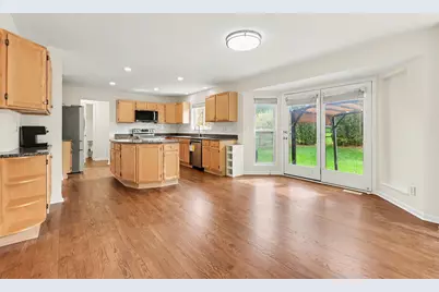 1822 Mountainview Court, Florence, KY 41042 - Photo 5