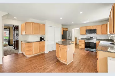 1822 Mountainview Court, Florence, KY 41042 - Photo 13