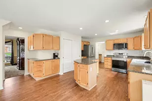 1822 Mountainview Ct, Florence, KY 41042 - Photo 13