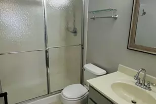 422 Breezewood Ct, Ludlow, KY 41016 - Photo 17