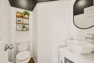 1695 Grandview Dr, Hebron, KY 41048 - Photo 9