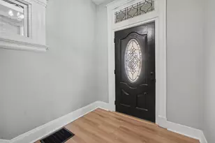 335 E 17th St, Covington, KY 41014 - Photo 5