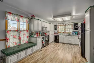 711 Maple Ave, Falmouth, KY 41040 - Photo 9