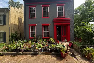 31 W 4th St, Maysville, KY 41056 - Photo 1