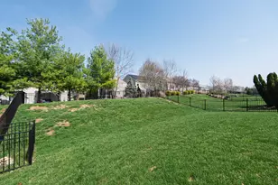 1367 Wilshire Ct, Union, KY 41091 - Photo 13