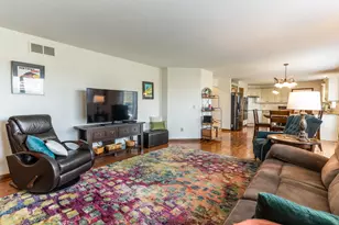 8431 Woodcreek Dr, Florence, KY 41042 - Photo 11