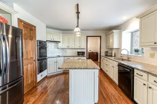 8431 Woodcreek Dr, Florence, KY 41042 - Photo 15