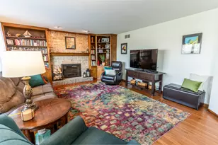 8431 Woodcreek Dr, Florence, KY 41042 - Photo 9