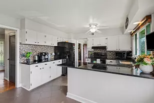 10397 Killarney Dr, Union, KY 41091 - Photo 9