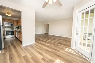 18 Highland Meadows Cir, Highland Heights, KY 41076 - Photo 5