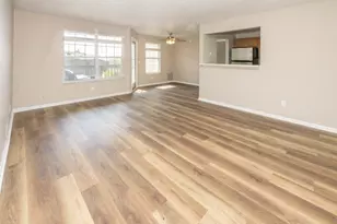 18 Highland Meadows Cir, Highland Heights, KY 41076 - Photo 3