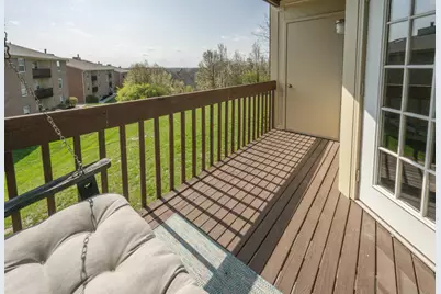 18 Highland Meadows Circle #7, Highland Heights, KY 41076 - Photo 9