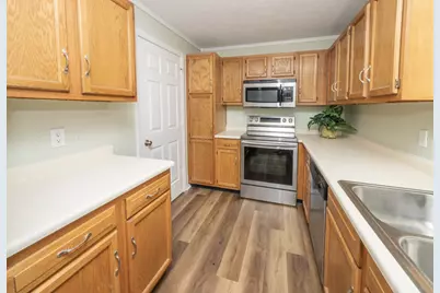 18 Highland Meadows Circle #7, Highland Heights, KY 41076 - Photo 7