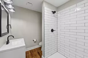 209 E 8th St, Newport, KY 41071 - Photo 25