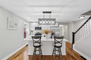 209 E 8th St, Newport, KY 41071 - Photo 9