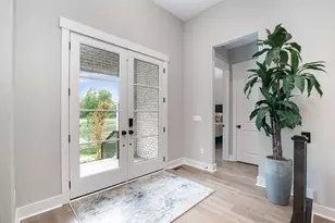 10900 Triple Crown Blvd, Union, KY 41091 - Photo 5