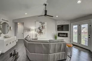 7500 Harvestdale Ln, Florence, KY 41042 - Photo 7