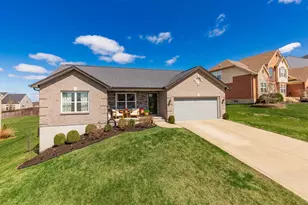 7500 Harvestdale Ln, Florence, KY 41042 - Photo 1