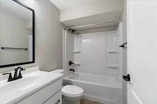 1361 Parkside Dr, Alexandria, KY 41001 - Photo 21