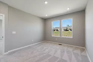 1361 Parkside Dr, Alexandria, KY 41001 - Photo 15