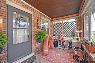 58 W Villa Pl, Fort Thomas, KY 41075 - Photo 5