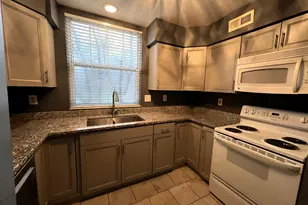 7115 Sweetwater Dr, Florence, KY 41042 - Photo 5