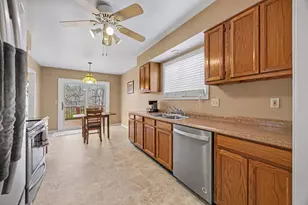 1670 Brierwood Ct, Florence, KY 41042 - Photo 5