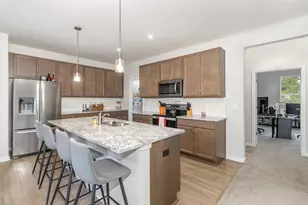 2554 Timberside Dr, Hebron, KY 41048 - Photo 3