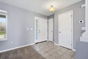 1837 Waverly Dr, Florence, KY 41042 - Photo 9