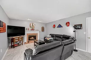 7743 Stockton Way, Florence, KY 41042 - Photo 5