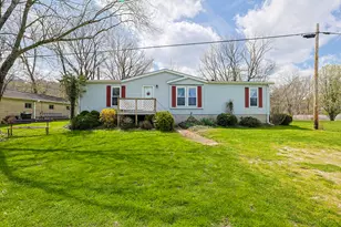 5646 New Dr, Melbourne, KY 41059 - Photo 1
