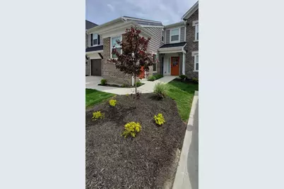 686 Daphne Way, Crescent Springs, KY 41017 - Photo 1